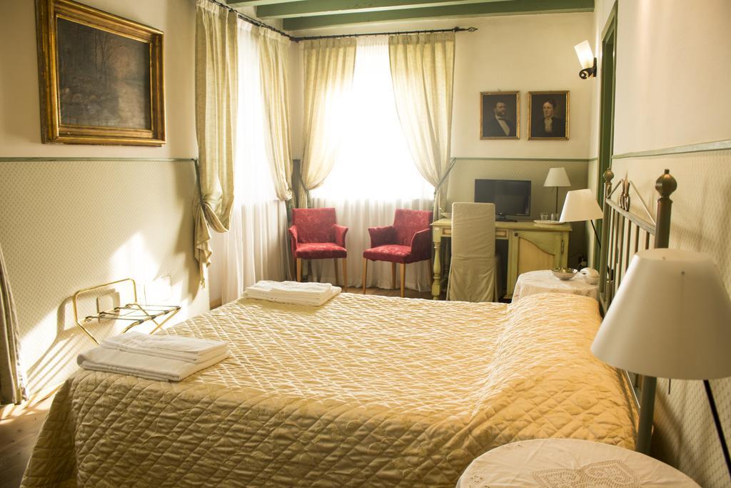 Villa Vecelli Cavriani Mozzecane Exterior photo